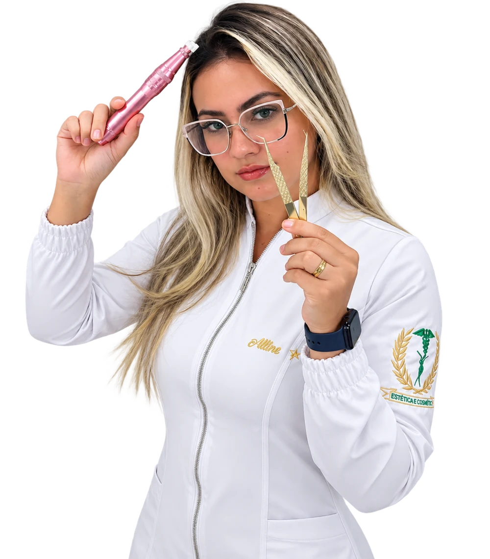 Alline Franco, especialista em extensão de cílios e estética facial